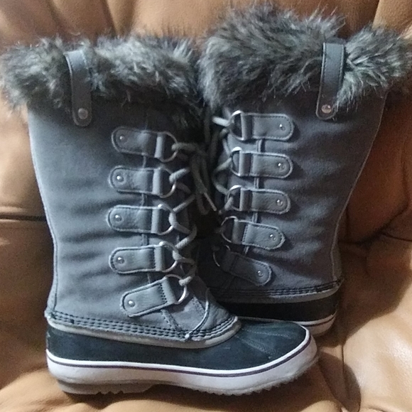 shoes like sorel